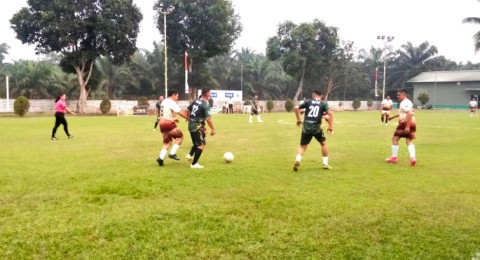 SKK Migas - PetroChina Jabung Perkuat Sinergi Stakeholder Lewat Trofeo Mini Soccer di Geragai